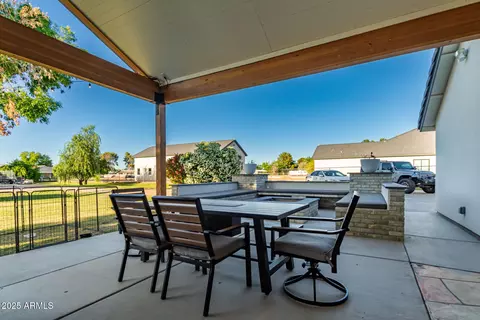 Exterior - 17248 E Desert Ln, Gilbert, AZ 85234 photo 13 of 16