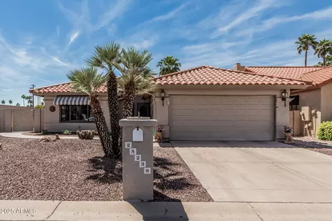 25238 S Boxwood Dr, Sun Lakes, AZ 85248