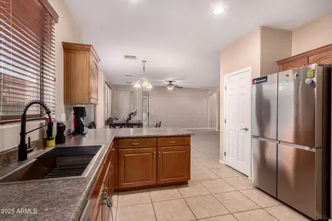 Kitchen - 2315 W Beverly Rd, Phoenix, AZ 85041 photo 3 of 3