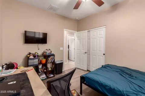Bedroom - 2315 W Beverly Rd, Phoenix, AZ 85041 photo 6 of 8