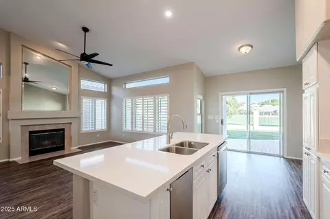 1227 E Sheena Dr, Phoenix, AZ 85022 photo 14