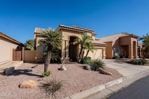 1227 E Sheena Dr, Phoenix, AZ 85022 photo 2