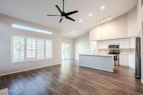 1227 E Sheena Dr, Phoenix, AZ 85022 photo 10