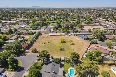 View/Area - 405 E Stanford Ave, Gilbert, AZ 85234 photo 6 of 14