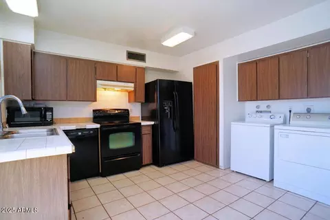 4625 W Thomas Rd #71, Phoenix, AZ 85031