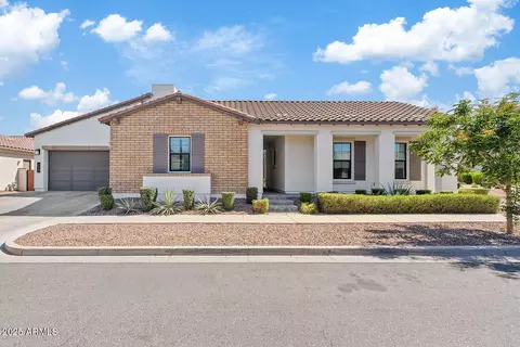 10520 E Thorite Cir, Mesa, AZ 85212