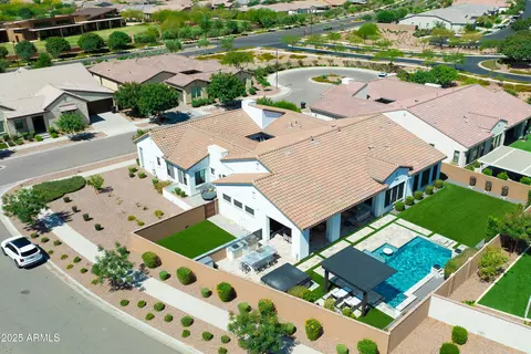 10520 E Thorite Cir, Mesa, AZ 85212 photo 3