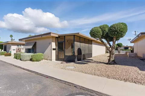 13621 N 98th Ave #E, Sun City, AZ 85351