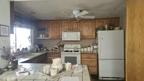 6725 W Colter St, Glendale, AZ 85303