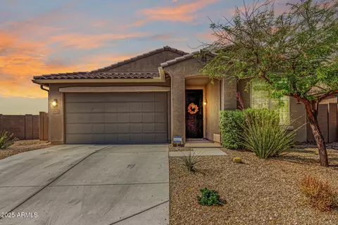 17532 W Copper Ridge Dr, Goodyear, AZ 85338