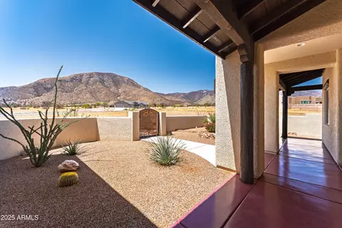 6397 E Red Oak Cir, Hereford, AZ 85615 photo 5