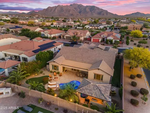 View/Area - 2826 E Bellflower Dr, Gilbert, AZ 85298 photo 2 of 8
