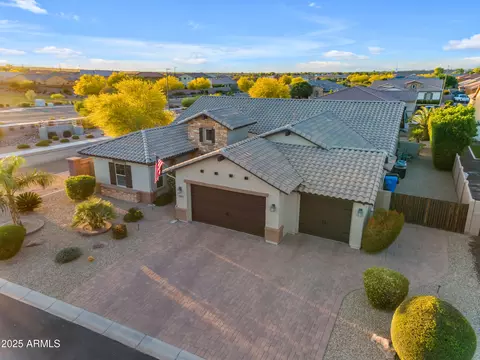 View/Area - 2826 E Bellflower Dr, Gilbert, AZ 85298 photo 4 of 8