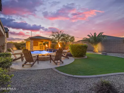 Exterior - 2826 E Bellflower Dr, Gilbert, AZ 85298 photo 9 of 23