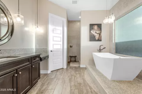 Bath - 2826 E Bellflower Dr, Gilbert, AZ 85298 photo 2 of 6