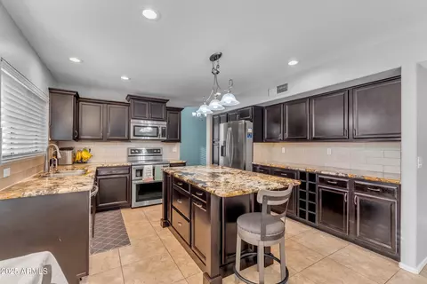 780 S Lagoon Dr, Gilbert, AZ 85233 photo 14
