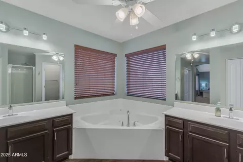 780 S Lagoon Dr, Gilbert, AZ 85233 photo 28