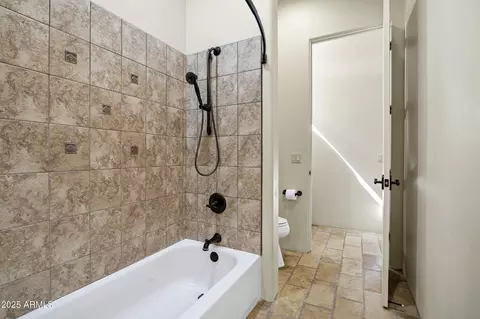 Bath - 2300 E Sanoque Ct, Gilbert, AZ 85298 photo 7 of 12