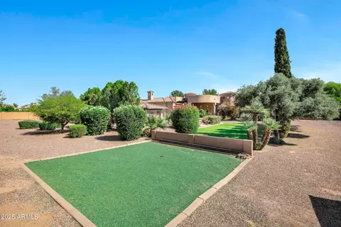 Exterior - 2300 E Sanoque Ct, Gilbert, AZ 85298 photo 5 of 18