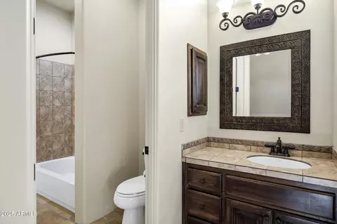 Bath - 2300 E Sanoque Ct, Gilbert, AZ 85298 photo 6 of 12