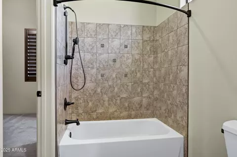 Bath - 2300 E Sanoque Ct, Gilbert, AZ 85298 photo 3 of 12