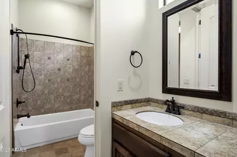 Bath - 2300 E Sanoque Ct, Gilbert, AZ 85298 photo 2 of 12