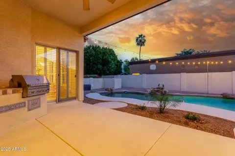 3001 E Winchcomb Dr, Phoenix, AZ 85032 photo 33