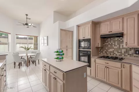 3001 E Winchcomb Dr, Phoenix, AZ 85032 photo 10