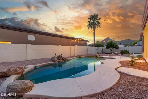 3001 E Winchcomb Dr, Phoenix, AZ 85032 photo 34