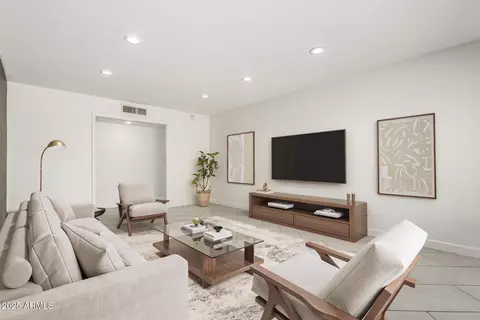 Living - 2327 E Pebble Beach Dr, Tempe, AZ 85282 photo 1 of 1