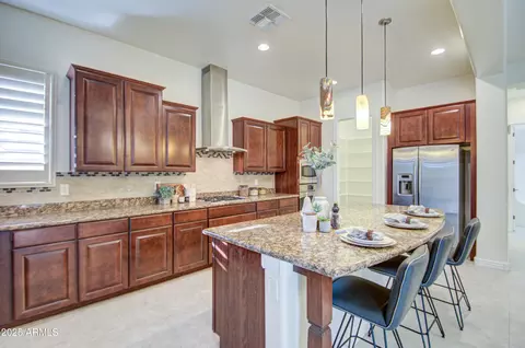 Kitchen - 3753 Ellis St, Mesa, AZ 85205 photo 3 of 4