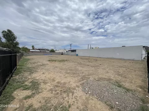 536 E Vogel Ave #-, Phoenix, AZ 85020 photo 6