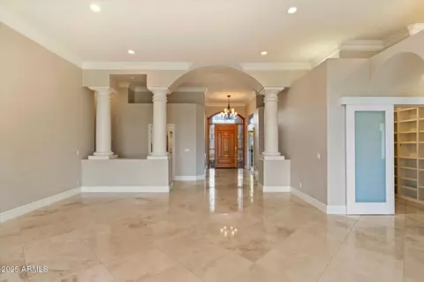 1507 E Treasure Cove Dr, Gilbert, AZ 85234 photo 8