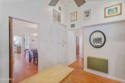 Entry Way - 502 W Windsor Ave, Phoenix, AZ 85003 photo 1 of 2