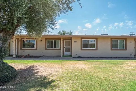 10559 W Coggins Dr, Sun City, AZ 85351
