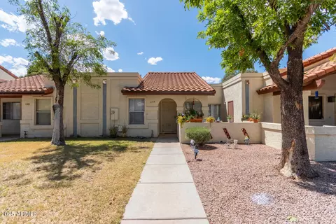 5136 Evergreen St #1142, Mesa, AZ 85205