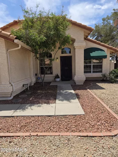 3601 E Taro Ln, Phoenix, AZ 85050 photo 3