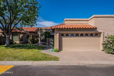 Exterior - 4116 E Sunnyside Dr, Phoenix, AZ 85028 photo 8 of 13