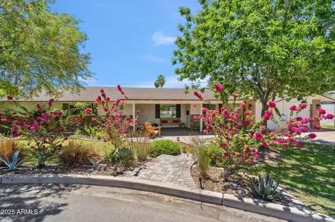 2013 E Solano Dr, Phoenix, AZ 85016