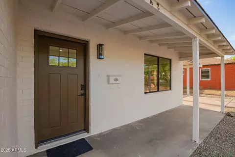 Exterior - 9042 N 3rd Ave, Phoenix, AZ 85021 photo 9 of 13