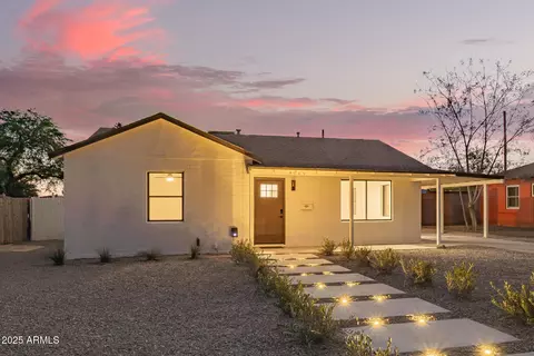 Exterior - 9042 N 3rd Ave, Phoenix, AZ 85021 photo 3 of 13