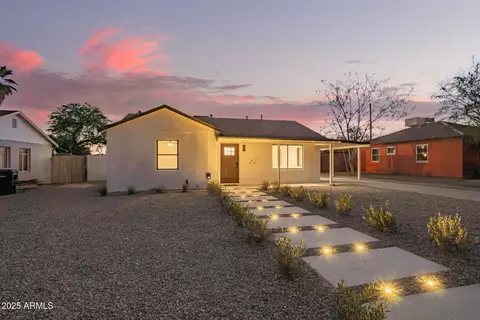 Exterior - 9042 N 3rd Ave, Phoenix, AZ 85021 photo 2 of 13