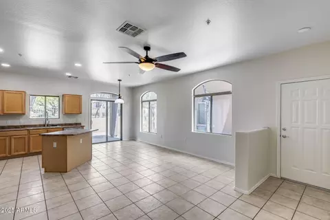 2250 E Deer Valley Rd #24, Phoenix, AZ 85024 photo 17