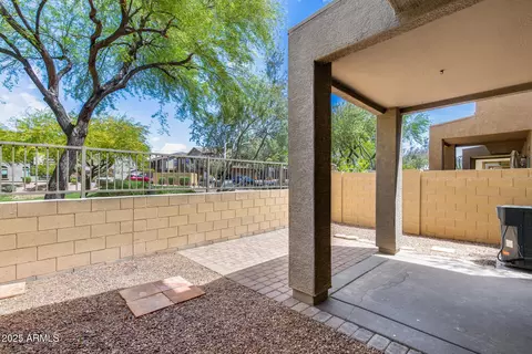 2250 E Deer Valley Rd #24, Phoenix, AZ 85024 photo 4