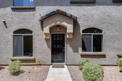 2250 E Deer Valley Rd #24, Phoenix, AZ 85024