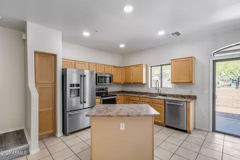 2250 E Deer Valley Rd #24, Phoenix, AZ 85024 photo 25