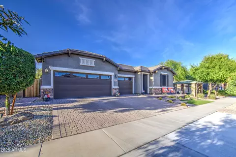 16042 W Shaw Butte Dr, Surprise, AZ 85379