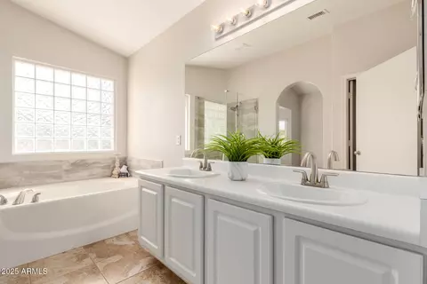 2503 E Camellia Dr, Gilbert, AZ 85296 photo 15