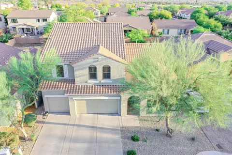 2211 W Desert Ln, Phoenix, AZ 85041