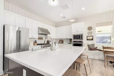 Kitchen - 10206 E Texas Ave, Mesa, AZ 85212 photo 3 of 6